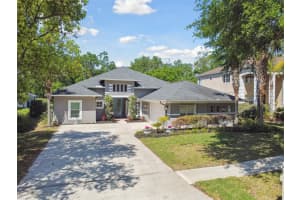5813 Bent Grass Dr, VALRICO