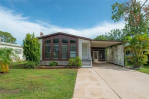 8917 Fox Trl, TAMPA