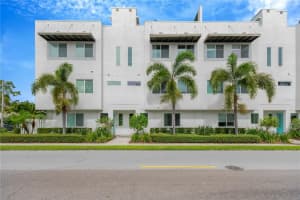 3100 W Paul Ave #14, TAMPA