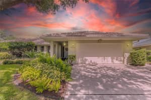 8515 Macoma Dr Ne, ST PETERSBURG