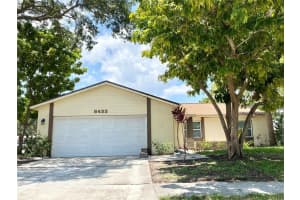 8433 Somerset Dr, LARGO