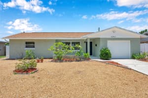 6352 Canton St S, ST PETERSBURG