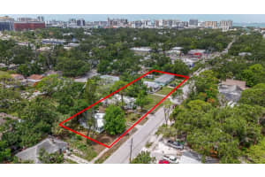 2050-2026 10th, SARASOTA