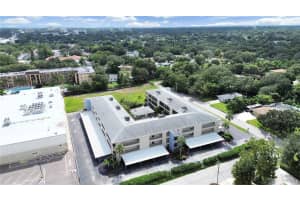 215 Valencia Blvd #213, LARGO