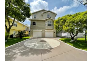 7213 Tropical Dr, WEEKI WACHEE