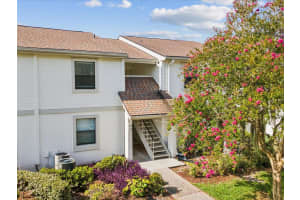 214 Meadow Ln #214, OLDSMAR