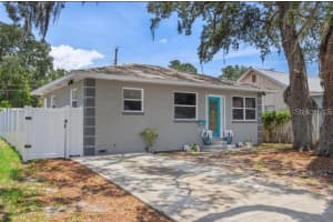 3909 18th Ave S, ST PETERSBURG