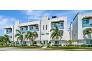 3100 W Paul Ave #15, TAMPA