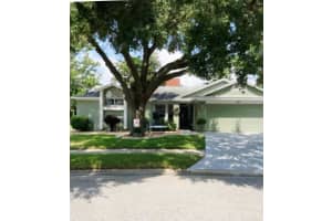 8101 Roxboro Dr, HUDSON