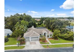 3037 Crest Dr, CLEARWATER