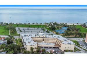 1200 N Shore Dr Ne #205, ST PETERSBURG