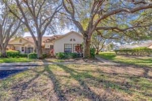 2567 Bentley Dr, PALM HARBOR