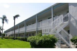 5217 81st St N #22, ST PETERSBURG