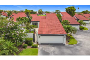 780 Sarabay Rd #16, OSPREY