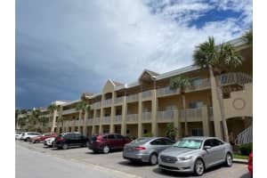 2231 Utopian Dr E #307, CLEARWATER