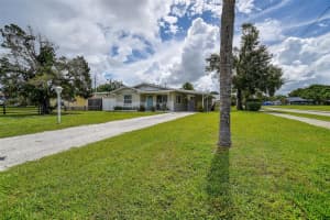 1600 11th St, PALM HARBOR