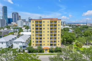 316 8th St S #204, ST PETERSBURG