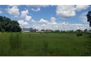 4137 New River Rd, ZEPHYRHILLS