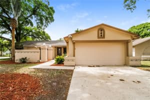 900 Brennam Pl, LONGWOOD