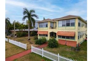 460 15th Ave N, ST PETERSBURG