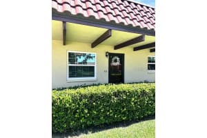 1701 Pinehurst Rd #13c, DUNEDIN