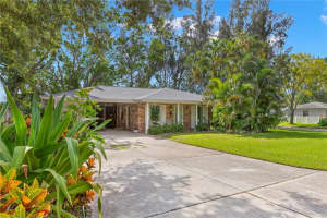 8431 Riverside Dr Ne, ST PETERSBURG