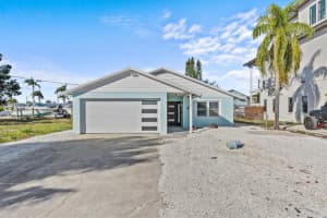13821 Judy Ave, HUDSON