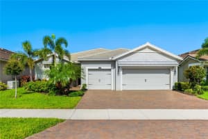 8621 Sundance Loop, SARASOTA
