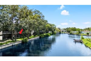 9213 Tudor Dr #b104, TAMPA