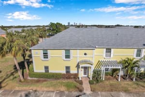 107 Seahorse Dr Se #a, ST PETERSBURG 107 Seahorse Dr Se #a, ST PETERSBURG
