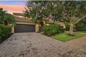 6107 25th St E, ELLENTON