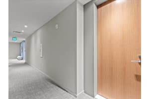 1020 Sunset Point Rd #611, CLEARWATER
