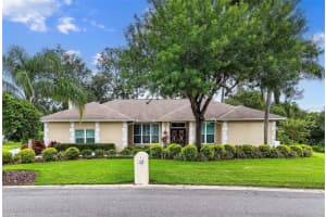 2706 S Fairway Dr, PLANT CITY