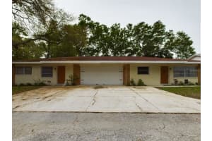 10568 Dixon Dr, SEMINOLE