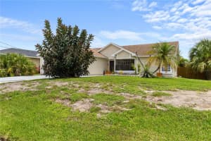1921 Sw Granello Ter, Port Saint Lucie