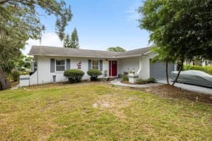 818 Eunice Dr, TARPON SPRINGS
