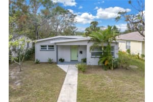 4027 7th St S, ST PETERSBURG