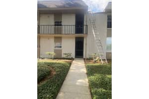 809 Russell Ln #195, BRANDON