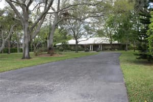 12925 110th Ave, LARGO