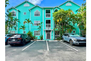 3002 W Cleveland St #e10, TAMPA