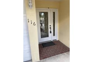 116 Brent Cir, OLDSMAR