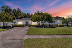400 Arlington Ave E, OLDSMAR