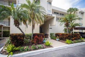 2615 Cove Cay Dr #107, CLEARWATER