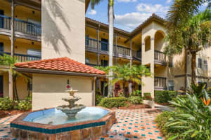 2400 Feather Sound Dr #126, CLEARWATER