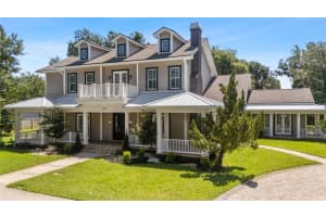 638 Limona Woods Dr, BRANDON