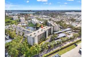 1316 Pasadena Ave S #202, SOUTH PASADENA