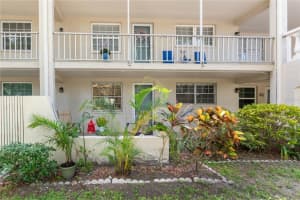821 Patricia Ave #103, DUNEDIN