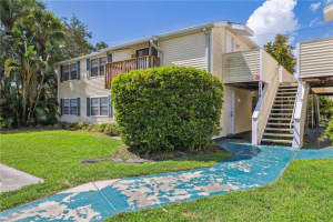 138 Hunter Lake Dr #f, OLDSMAR