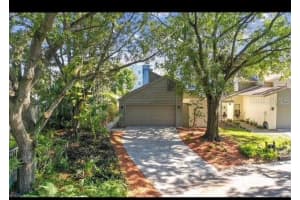 13713 Lazy Oak Dr #13713, TAMPA