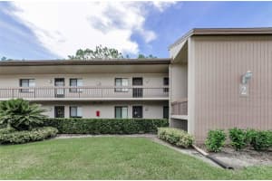 213 Mary Dr #213, OLDSMAR
